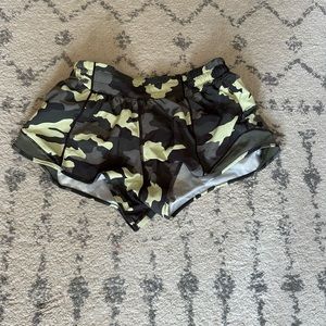 Lululemon hotty hot shorts